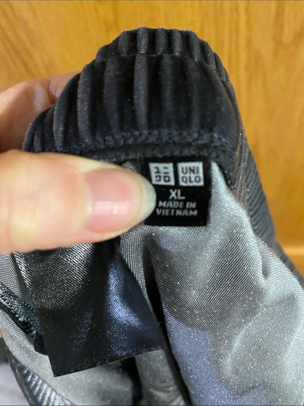Uniqlo Grey Velvet Pull-On Pants - Picture 2 of 4